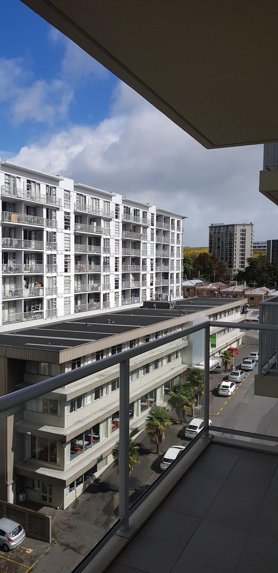 Bianco Off Queen Apartments Оукланд Екстериор снимка