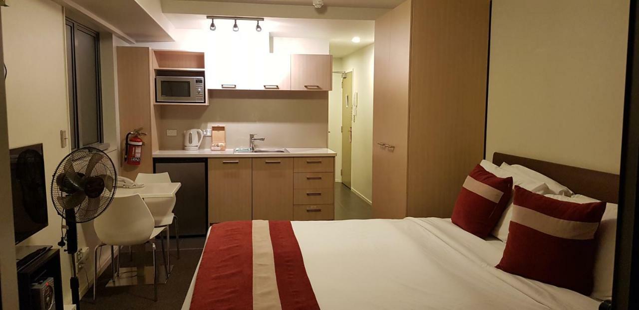 Bianco Off Queen Apartments Оукланд Екстериор снимка