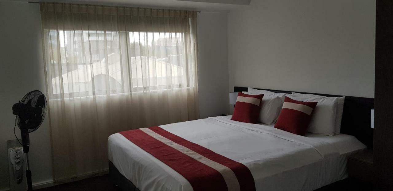 Bianco Off Queen Apartments Оукланд Екстериор снимка